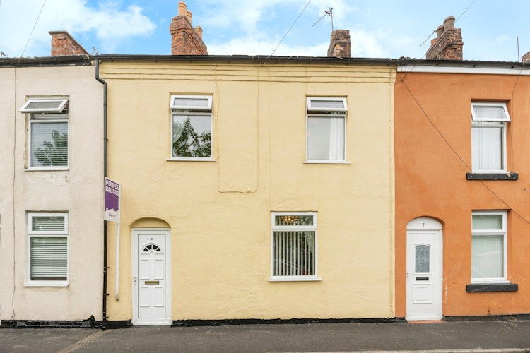 3 bedroom terraced house