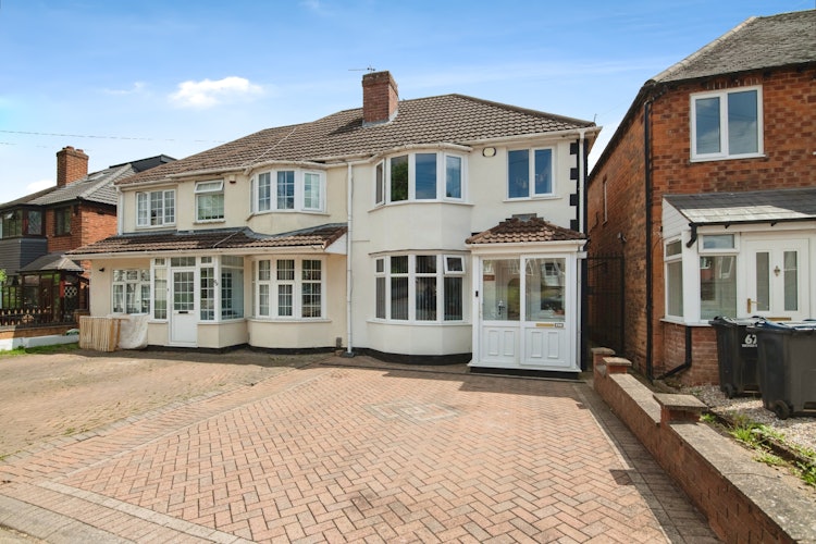 3 bedroom semi-detached house