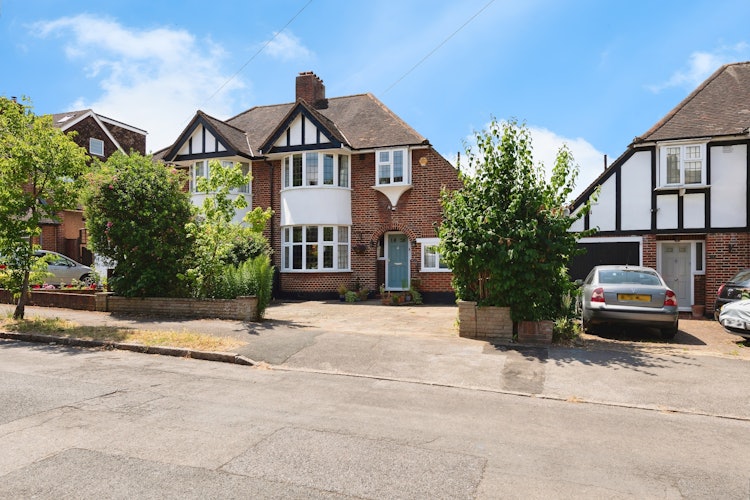 3 bedroom semi-detached house