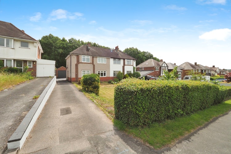 3 bedroom semi-detached house