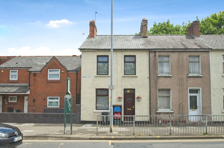 3 bedroom terraced house