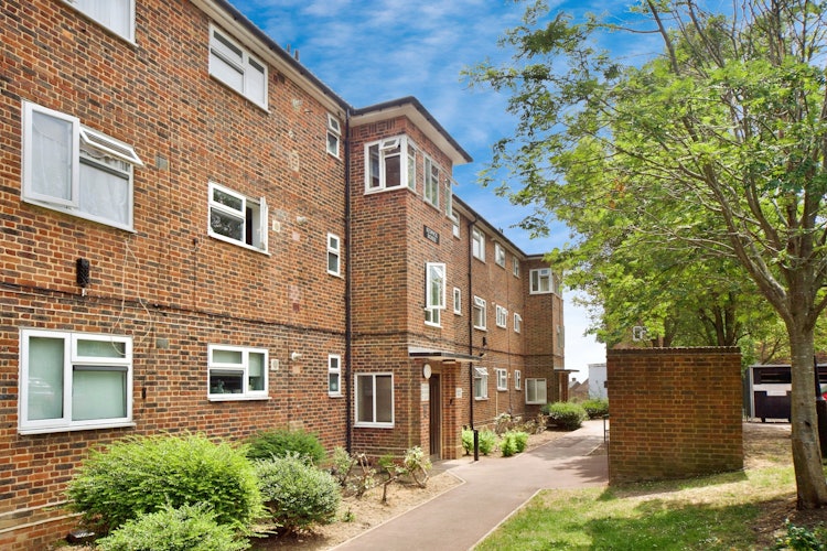 1 bedroom flat