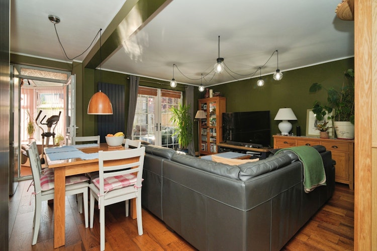 3 bedroom semi-detached house