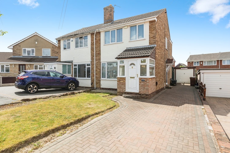 3 bedroom semi-detached house