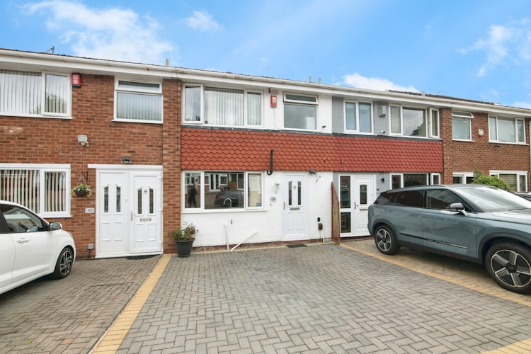3 bedroom terraced house