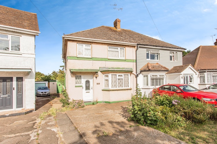 3 bedroom semi-detached house