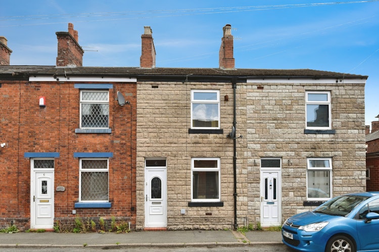 2 bedroom terraced house