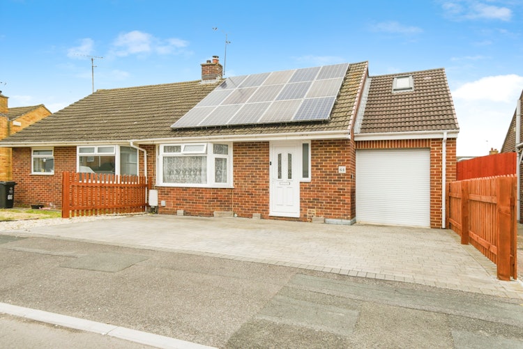 3 bedroom semi-detached bungalow