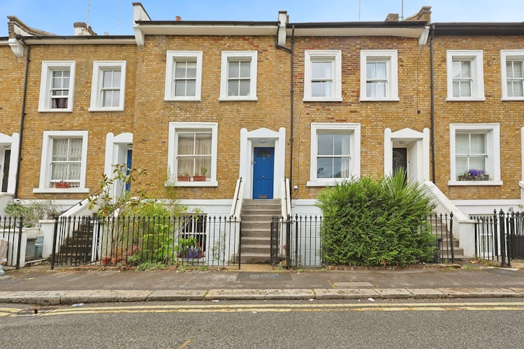 2 bedroom flat