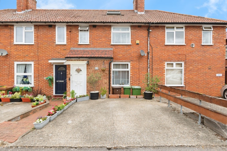3 bedroom terraced house