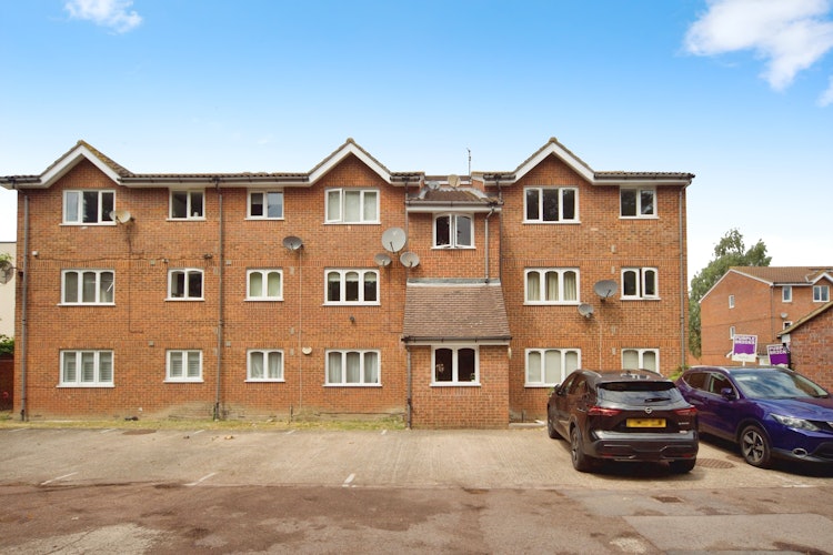 1 bedroom flat