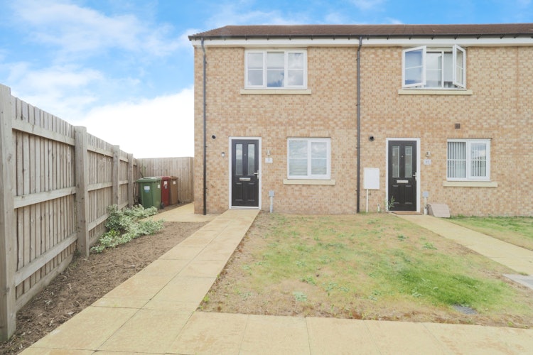 2 bedroom end of terrace house