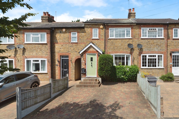 2 bedroom terraced house