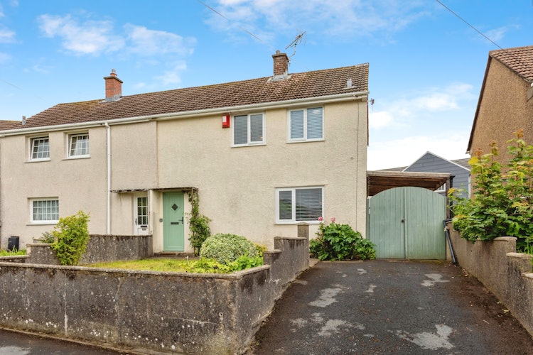 2 bedroom semi-detached house