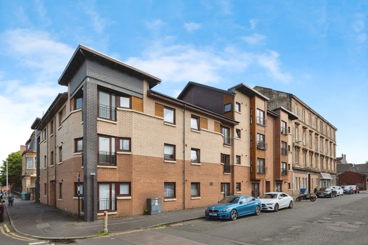 2 bedroom flat