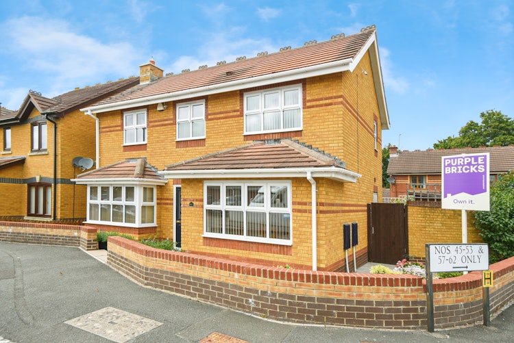 3 bedroom detached house