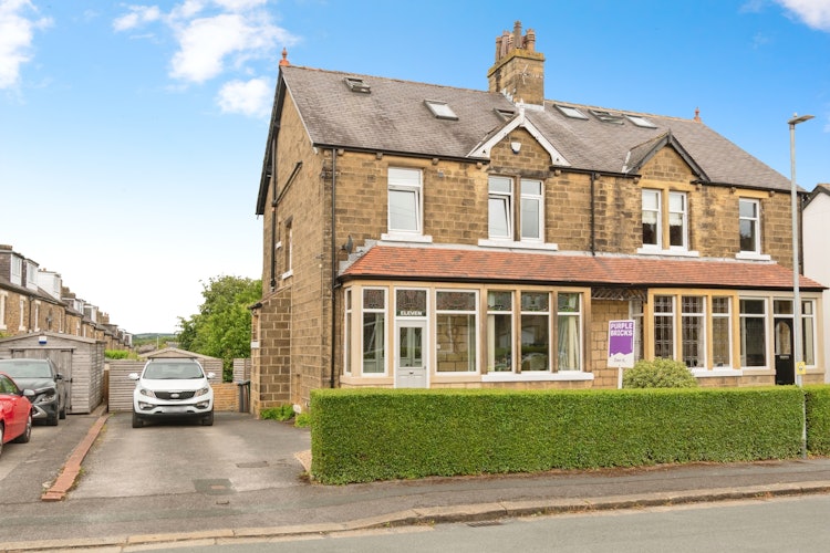 4 bedroom semi-detached house