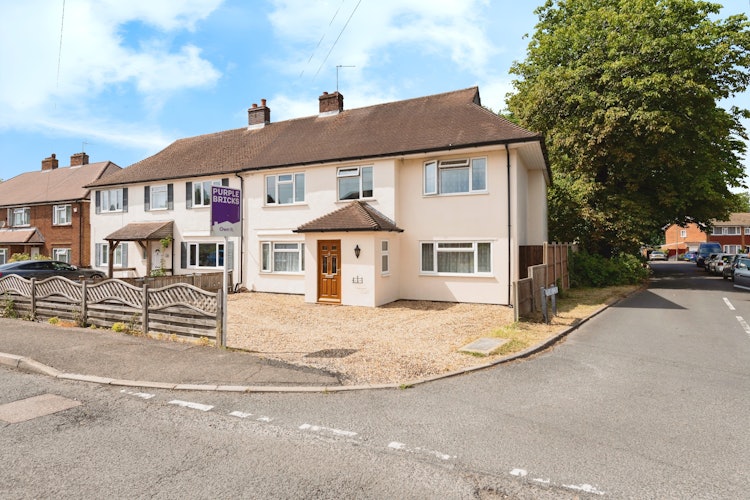 6 bedroom semi-detached house