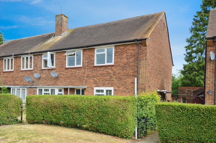 2 bedroom flat