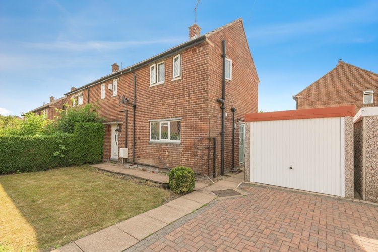 2 bedroom semi-detached house