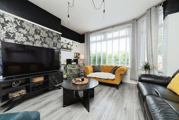 3 bedroom terraced house