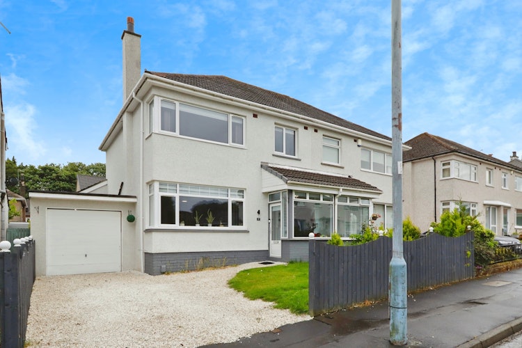 3 bedroom semi-detached house