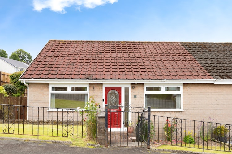 2 bedroom semi-detached bungalow