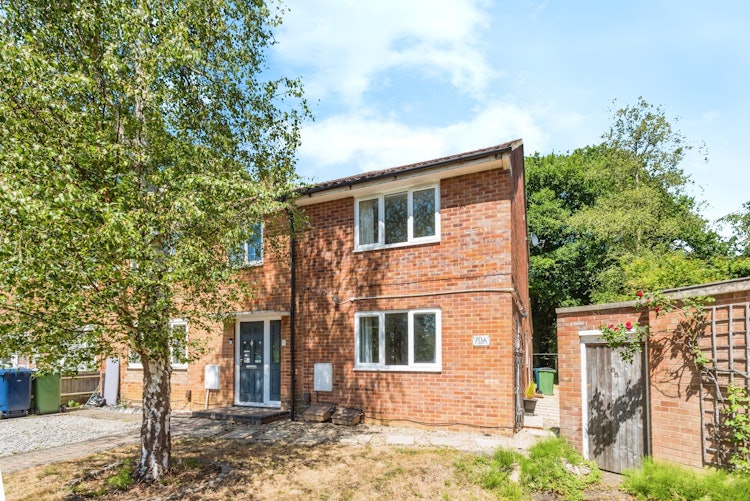 2 bedroom end of terrace bungalow