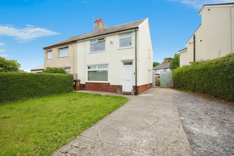 3 bedroom semi-detached house