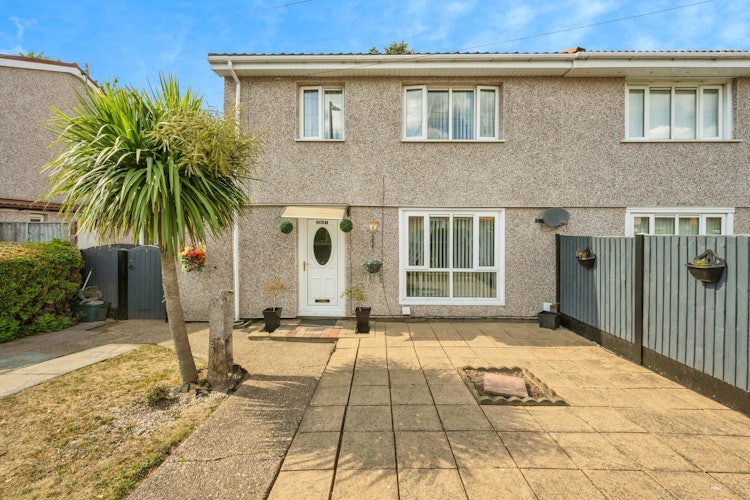 3 bedroom semi-detached house