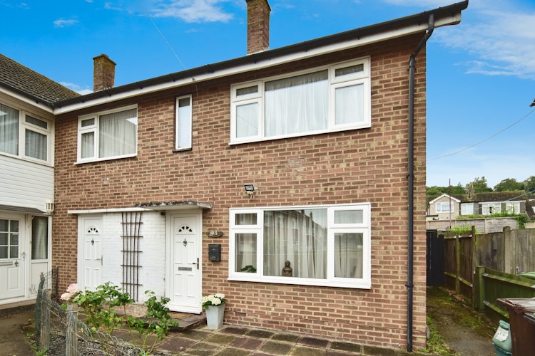 3 bedroom end of terrace house