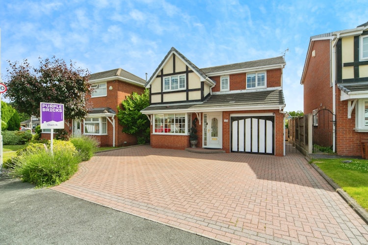 4 bedroom detached house