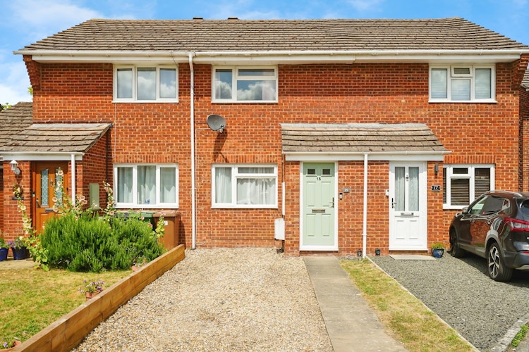 2 bedroom terraced house