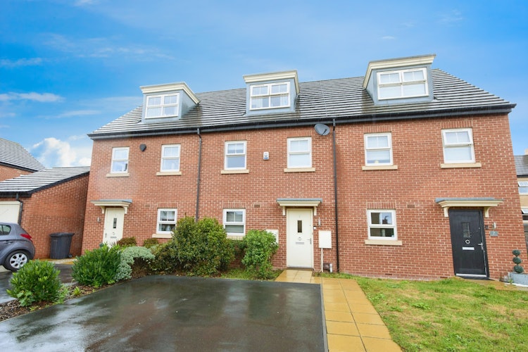3 bedroom town house