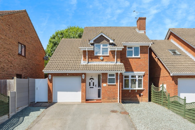 4 bedroom detached house