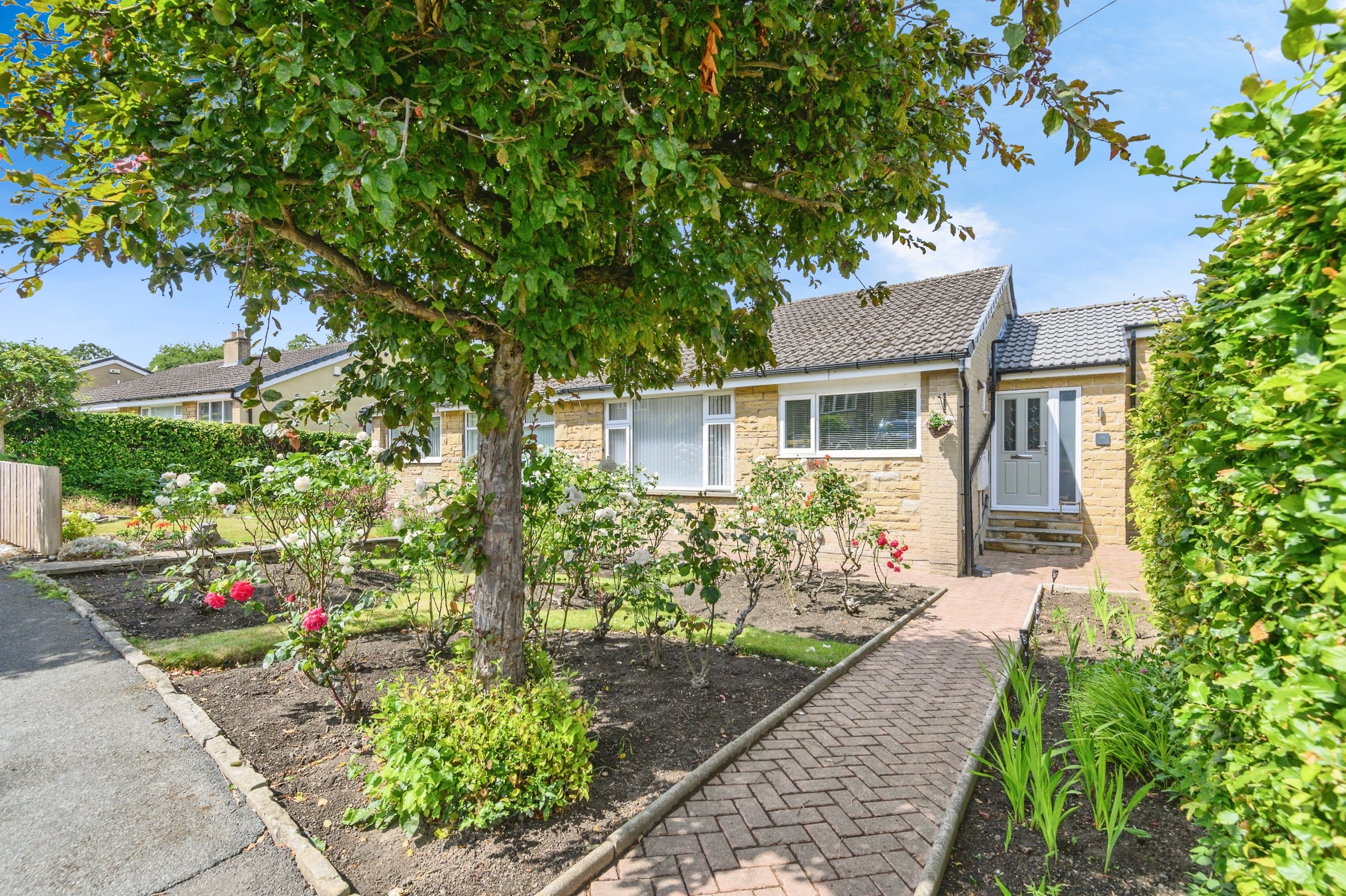 Archbell Avenue, Brighouse