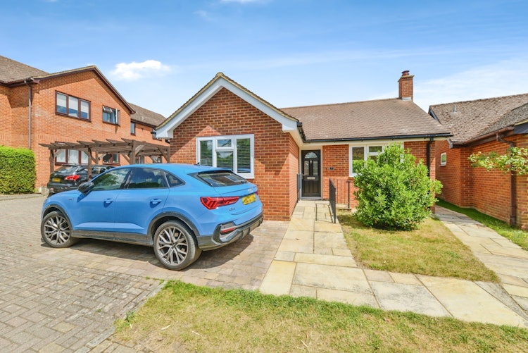 2 bedroom detached bungalow