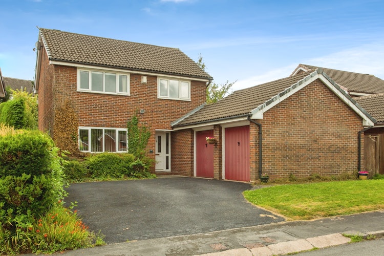 4 bedroom detached house