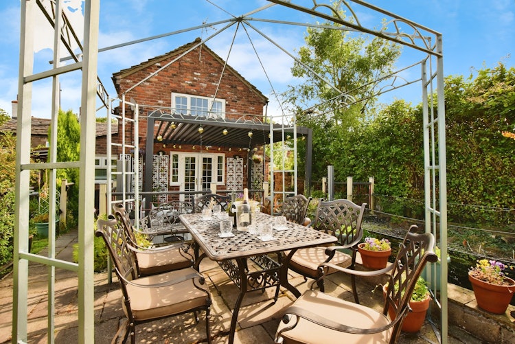 3 bedroom cottage