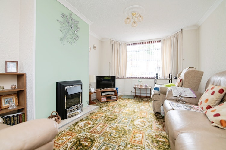 3 bedroom semi-detached house