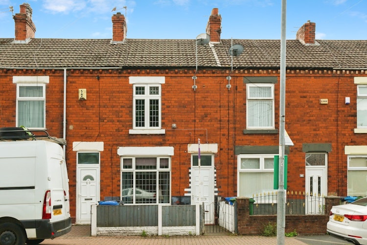 2 bedroom terraced house
