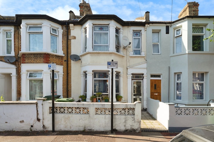 3 bedroom terraced house