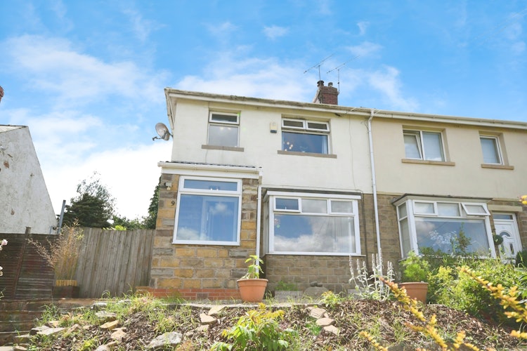 3 bedroom semi-detached house