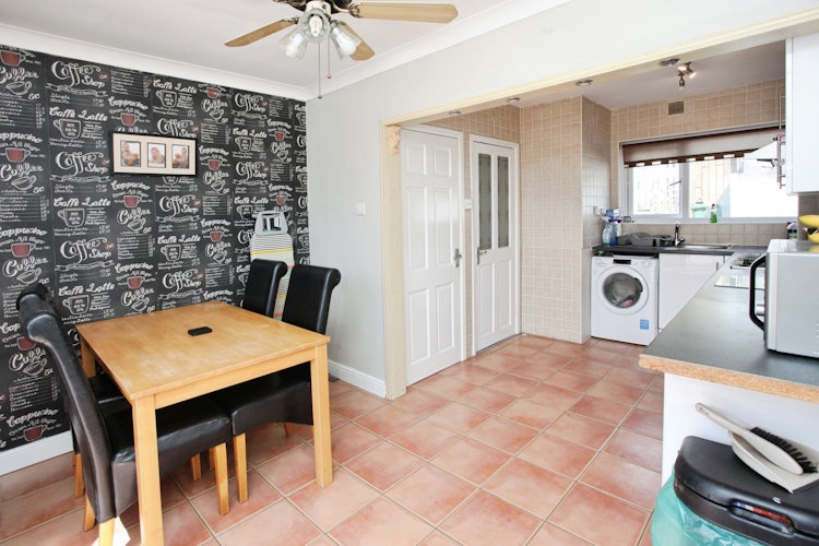 3 bedroom terraced house