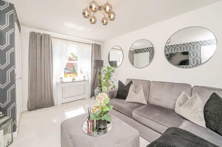 2 bedroom semi-detached house