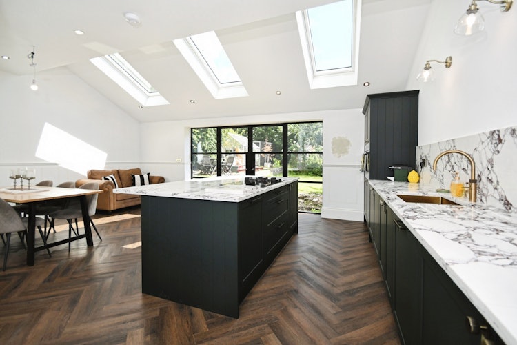 4 bedroom terraced house