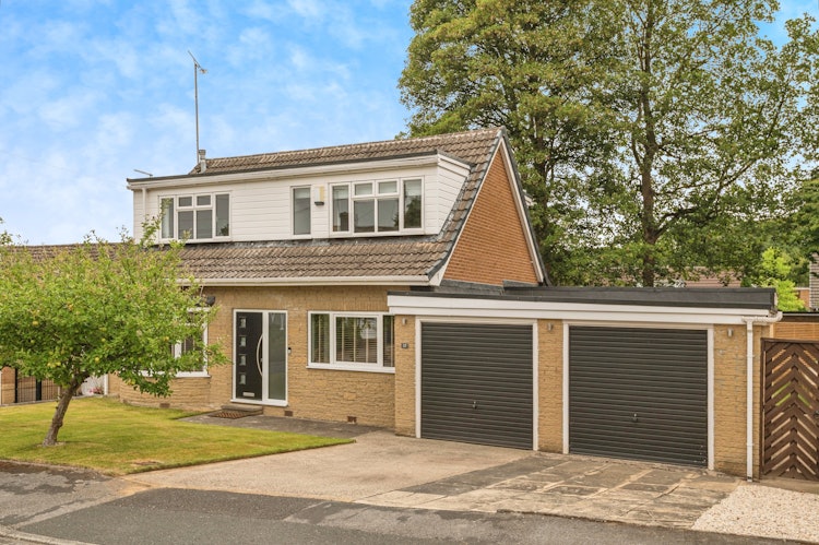 3 bedroom detached house