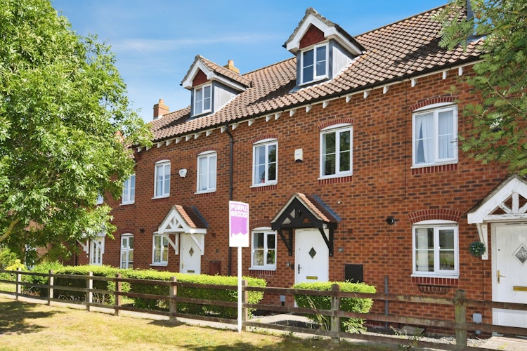 3 bedroom terraced house