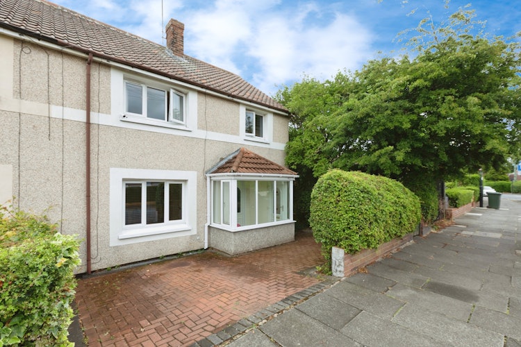 3 bedroom semi-detached house
