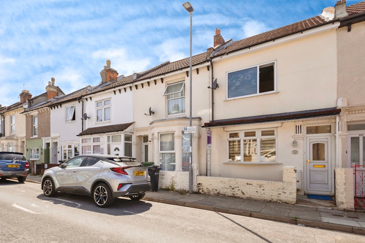 3 bedroom terraced house